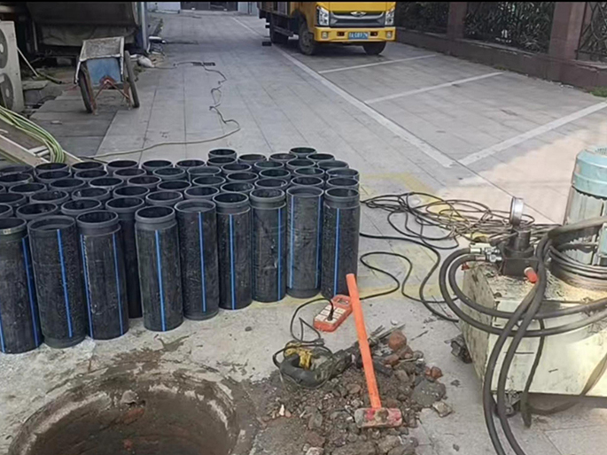 南桥镇PE置换管厂家 DN315置换管 非开挖管短管置换